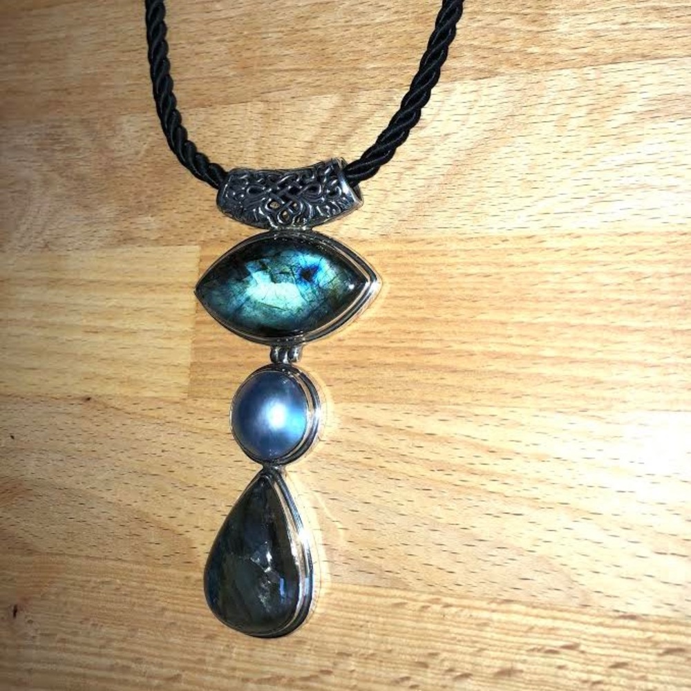 Custom Labradorite Pearl Pendant/Choker